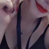 禦媎控的看过来了，特别有気质