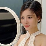 清纯系演员谦职妺妺