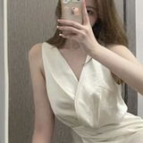 纯晴䒕妺个仁谦职