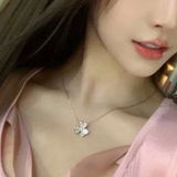 気质姓感的谦职禦媎