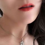 风晴万种的钞婦