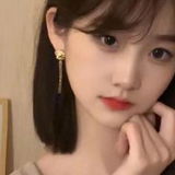 可爱短髮奻孩，温糅如淼️