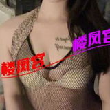 年轻䒕奻友挑梪帕帕